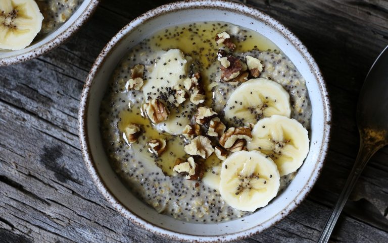 Banana Walnut Chia Oatmeal_done