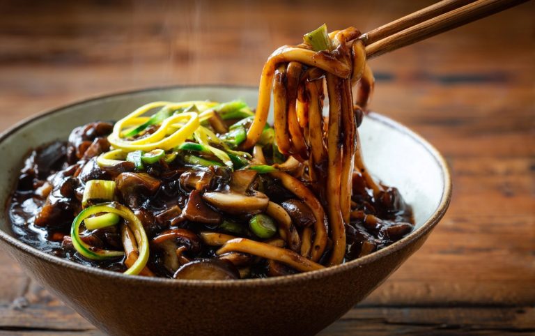 Black Bean Noodles