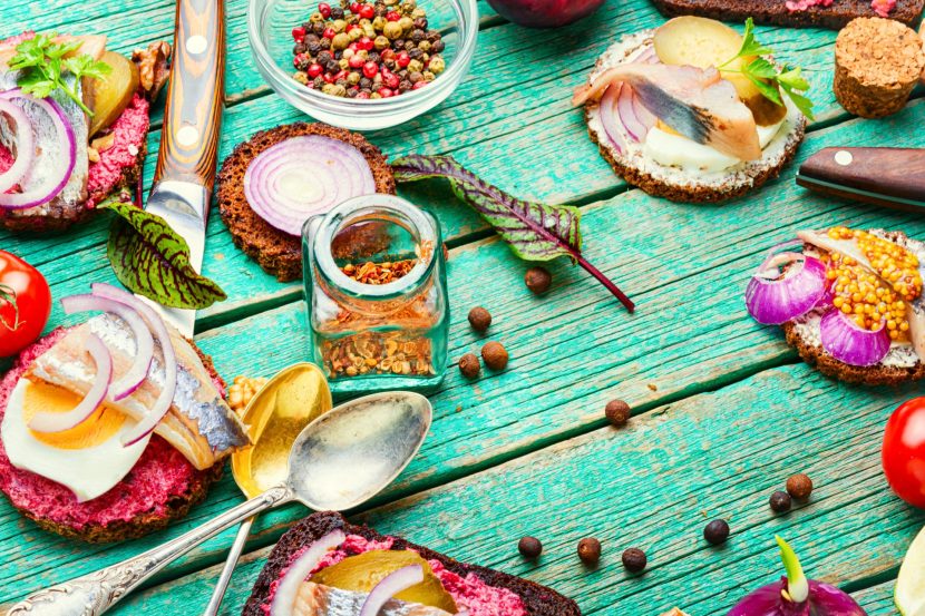 7 Gut-Friendly Foods to Add to Your Diet for a Happier Tummy Gut-friendly foods